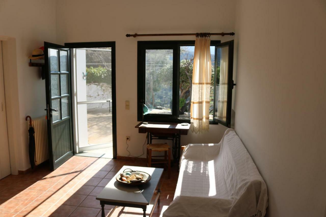 Avgoustis' Stone House Villa Otziás Exterior foto